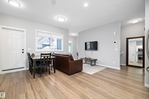 4229 Veterans Way, Edmonton, AB - Indoor