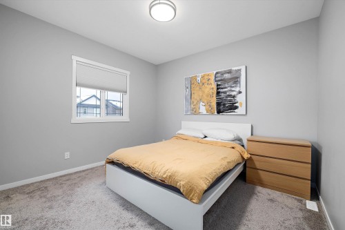 4229 Veterans Way, Edmonton, AB - Indoor Photo Showing Bedroom