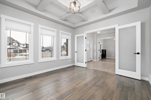 4229 Veterans Way, Edmonton, AB - Indoor Photo Showing Other Room