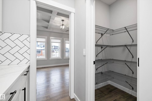 4229 Veterans Way, Edmonton, AB - Indoor