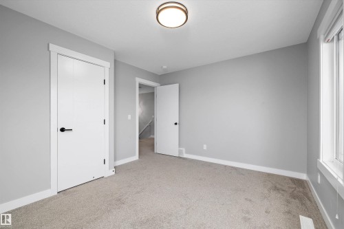 4229 Veterans Way, Edmonton, AB - Indoor Photo Showing Other Room