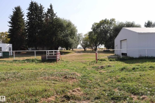 243066 Twp. Rd. 464, Rural Wetaskiwin County, AB - Outdoor