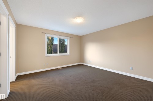 2708 Miles Place, Edmonton, AB - Indoor Photo Showing Other Room