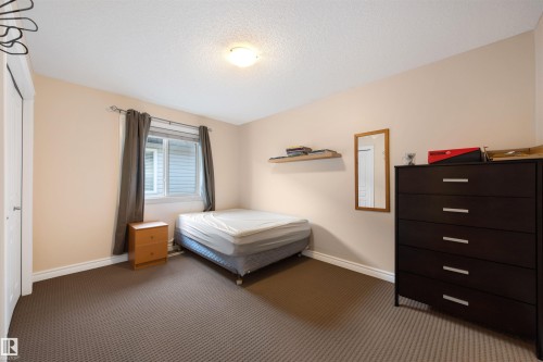 2708 Miles Place, Edmonton, AB - Indoor Photo Showing Bedroom