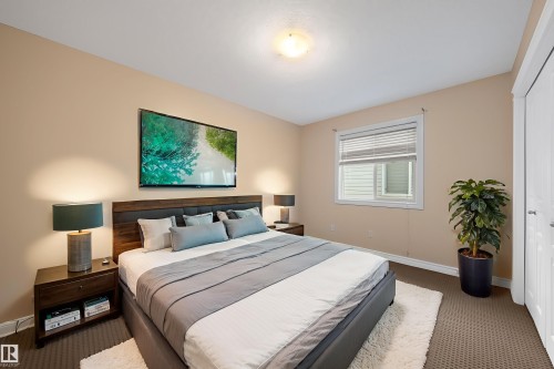2708 Miles Place, Edmonton, AB - Indoor Photo Showing Bedroom
