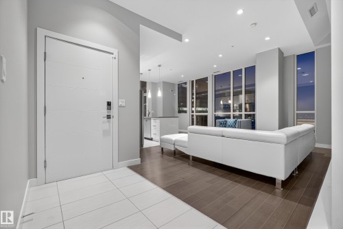 2901 10238 103 Street, Edmonton, AB - Indoor