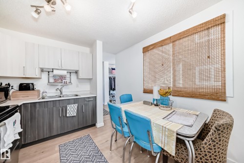 18611 66 Avenue, Edmonton, AB - Indoor