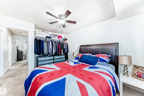 18611 66 Avenue, Edmonton, AB - Indoor Photo Showing Bedroom