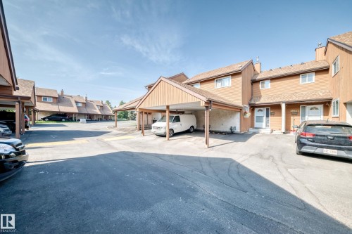 18611 66 Avenue, Edmonton, AB - Outdoor