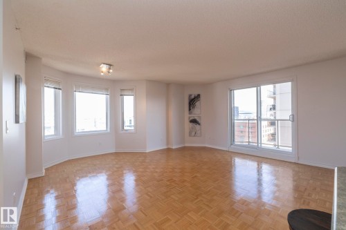 801 10909 103 Avenue, Edmonton, AB - Indoor Photo Showing Other Room