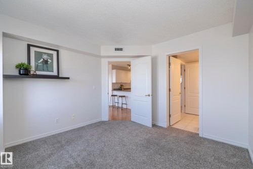 801 10909 103 Avenue, Edmonton, AB - Indoor