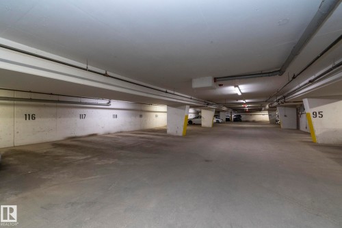 801 10909 103 Avenue, Edmonton, AB - Indoor Photo Showing Garage