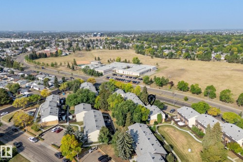 5741 144 Avenue, Edmonton, AB - Outdoor With View