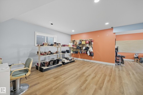 1487 Howes Crescent, Edmonton, AB - Indoor