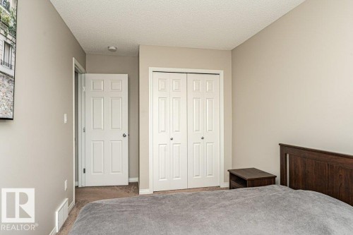45 7385 Edgemont Way, Edmonton, AB - Indoor Photo Showing Bedroom