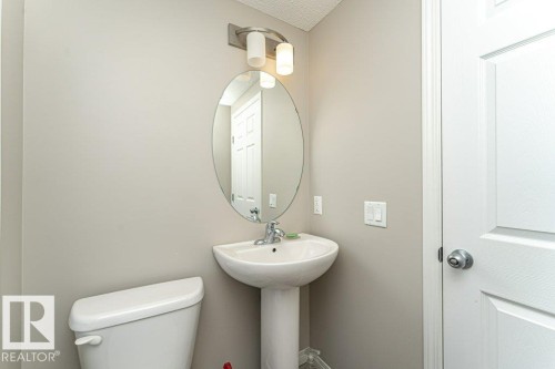 45 7385 Edgemont Way, Edmonton, AB - Indoor Photo Showing Bathroom