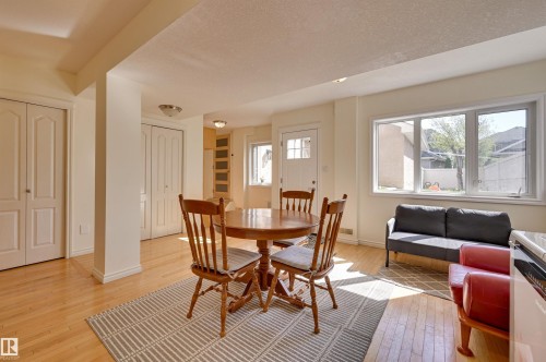 11729 71A Avenue, Edmonton, AB - Indoor