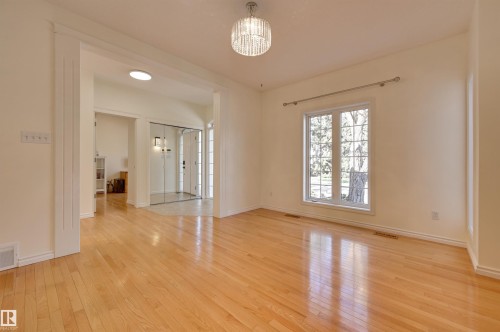 11729 71A Avenue, Edmonton, AB - Indoor Photo Showing Other Room