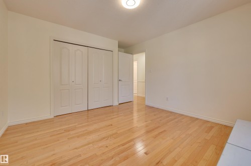 11729 71A Avenue, Edmonton, AB - Indoor Photo Showing Other Room