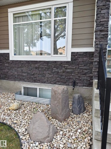 9527 75 Avenue, Edmonton, AB - 