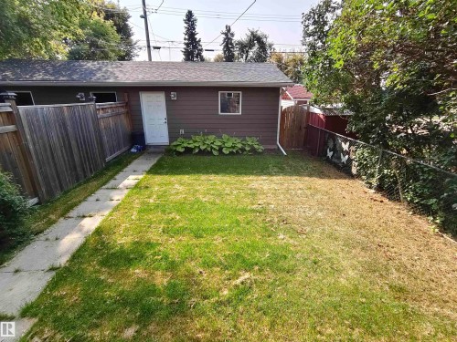 9527 75 Avenue, Edmonton, AB - Outdoor