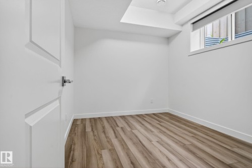 4877/79/81/83 Alwood Point(E), Edmonton, AB - Indoor Photo Showing Other Room