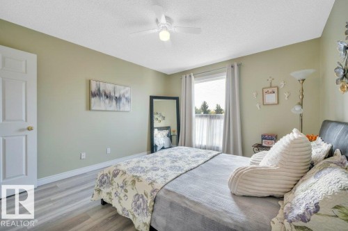 411 65 Gervais Road, St. Albert, AB - Indoor Photo Showing Bedroom