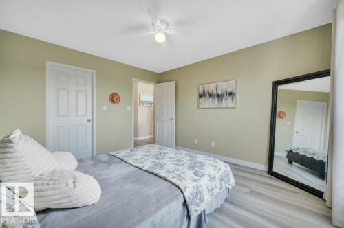 411 65 Gervais Road, St. Albert, AB - Indoor Photo Showing Bedroom