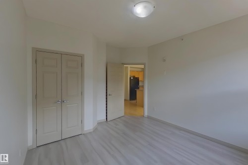 1-518 4245 139 Avenue, Edmonton, AB - Indoor Photo Showing Other Room