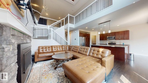 1245 26A Street, Edmonton, AB - Indoor