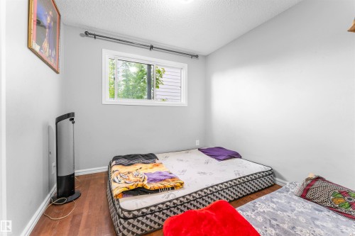 1027 61 Street, Edmonton, AB - Indoor Photo Showing Bedroom