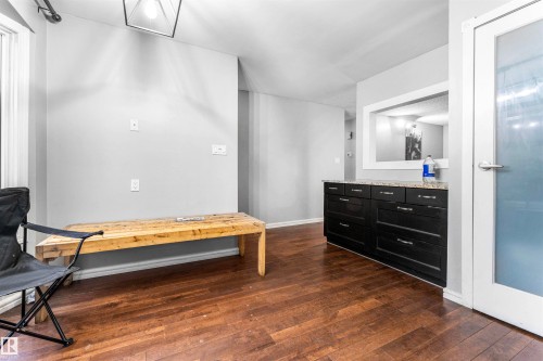1027 61 Street, Edmonton, AB - Indoor Photo Showing Other Room