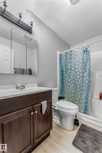 1027 61 Street, Edmonton, AB - Indoor Photo Showing Bathroom
