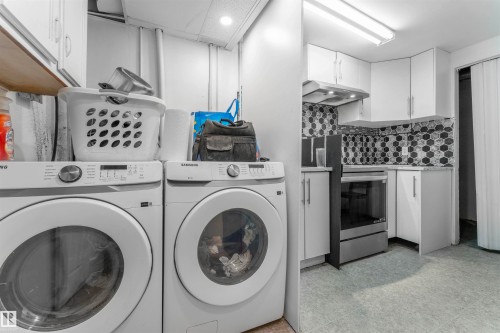 1027 61 Street, Edmonton, AB - Indoor Photo Showing Laundry Room
