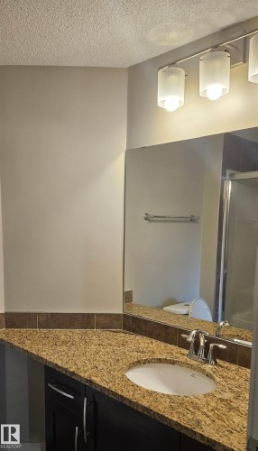 113 10530 - 56 Avenue, Edmonton, AB - Indoor Photo Showing Bathroom
