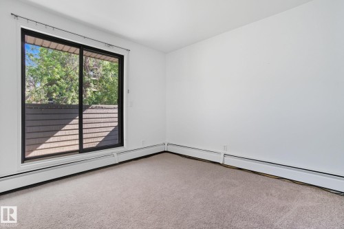 3 10032 113 Street, Edmonton, AB - Indoor Photo Showing Other Room