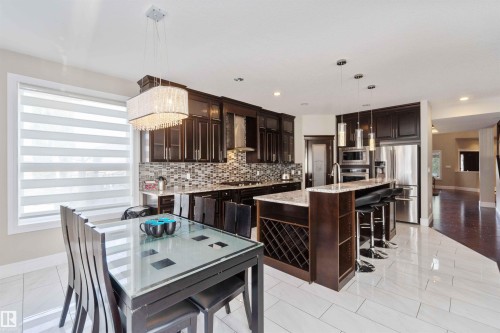 3948 Claxton Loop, Edmonton, AB - Indoor