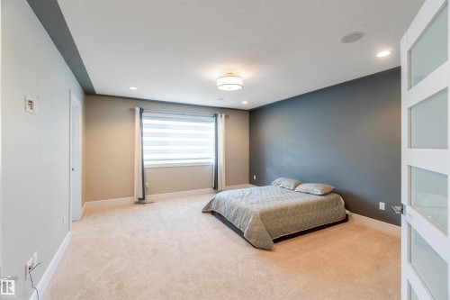 3948 Claxton Loop, Edmonton, AB - Indoor Photo Showing Bedroom