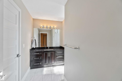 3948 Claxton Loop, Edmonton, AB - Indoor Photo Showing Other Room