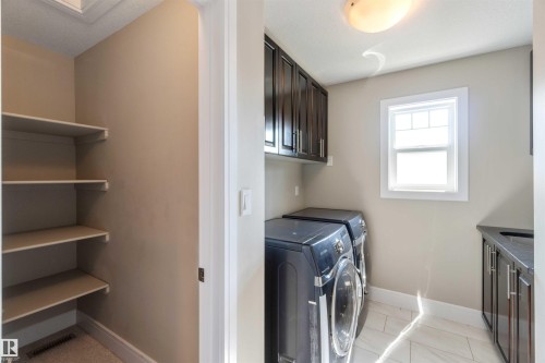 3948 Claxton Loop, Edmonton, AB - Indoor Photo Showing Laundry Room