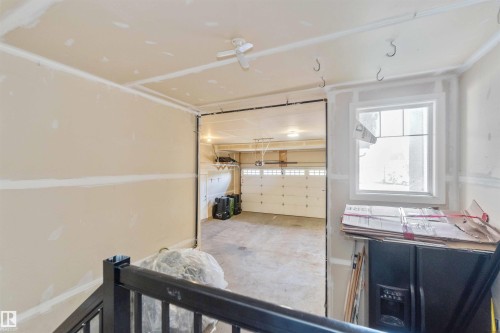 3948 Claxton Loop, Edmonton, AB - Indoor Photo Showing Garage
