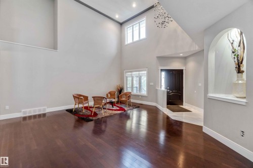 3948 Claxton Loop, Edmonton, AB - Indoor Photo Showing Other Room