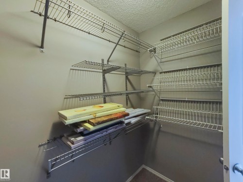 12530 172 Avenue Nw, Edmonton, AB - Indoor With Storage