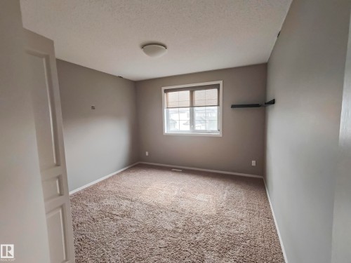 12530 172 Avenue Nw, Edmonton, AB - Indoor Photo Showing Other Room
