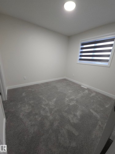 131 Pierwyck Loop, Spruce Grove, AB - Indoor Photo Showing Other Room