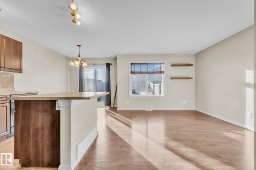 140 Calvert Wynd, Fort Saskatchewan, AB - Indoor Photo Showing Kitchen