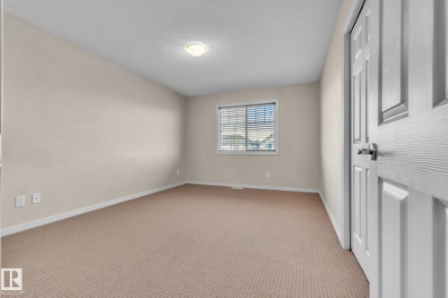 140 Calvert Wynd, Fort Saskatchewan, AB - Indoor Photo Showing Other Room