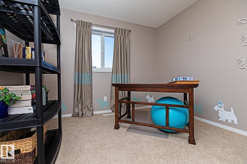 1117 Chappelle Boulevard, Edmonton, AB - Indoor