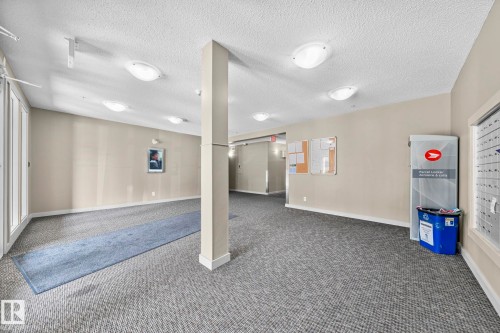 203 3207 James Mowatt Trail Sw, Edmonton, AB - Indoor