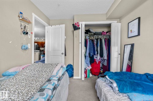 203 3207 James Mowatt Trail Sw, Edmonton, AB - Indoor Photo Showing Bedroom